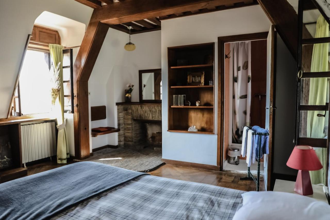 Le Logis D'Arniere Bed & Breakfast Saint Cyr-sous-Dourdan Bagian luar foto